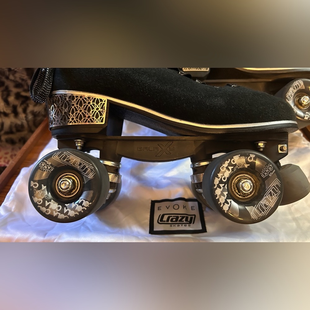 CRAZY SKATES  🛼 size 8 1/2 - Picture 6 of 16